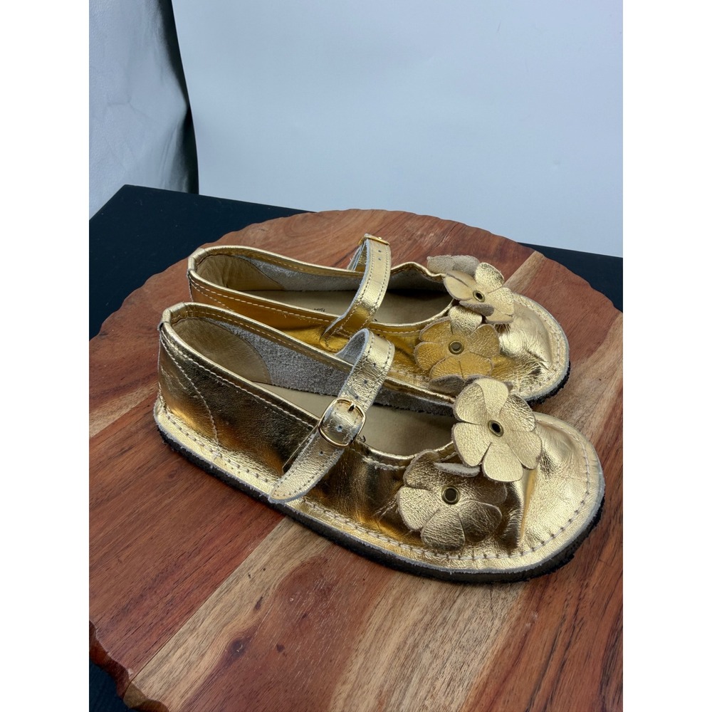 Bear Feet Gold Leather Flower Mary Jane Shoes Kids 13 Metallic Floral Flats